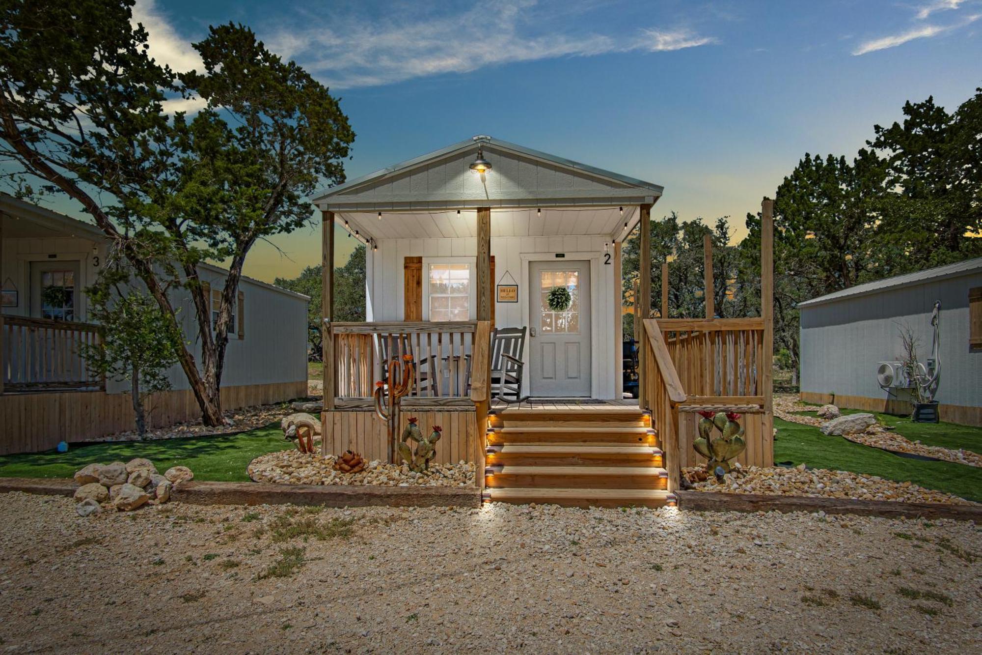 Lucky Star Ranch - Stargazer Otel Tarpley Dış mekan fotoğraf