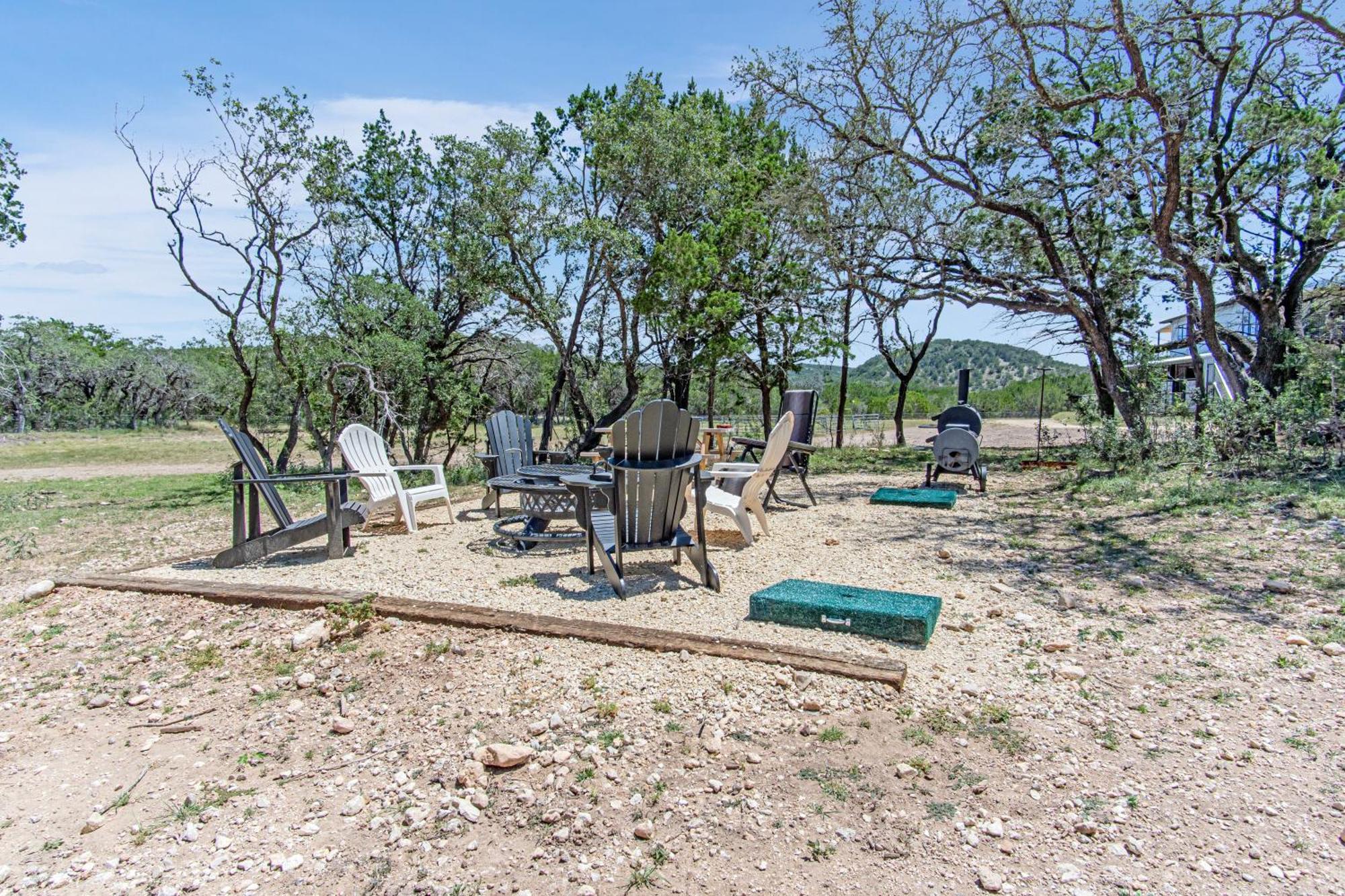 Lucky Star Ranch - Stargazer Otel Tarpley Dış mekan fotoğraf